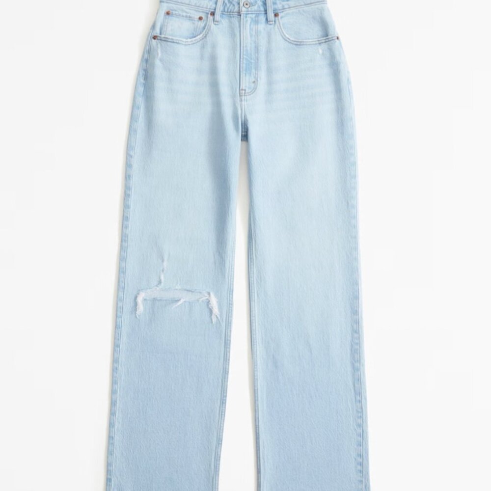 Abercrombie & Fitch Curve Love High Rise 90s Relaxed Jean, Light Wash
